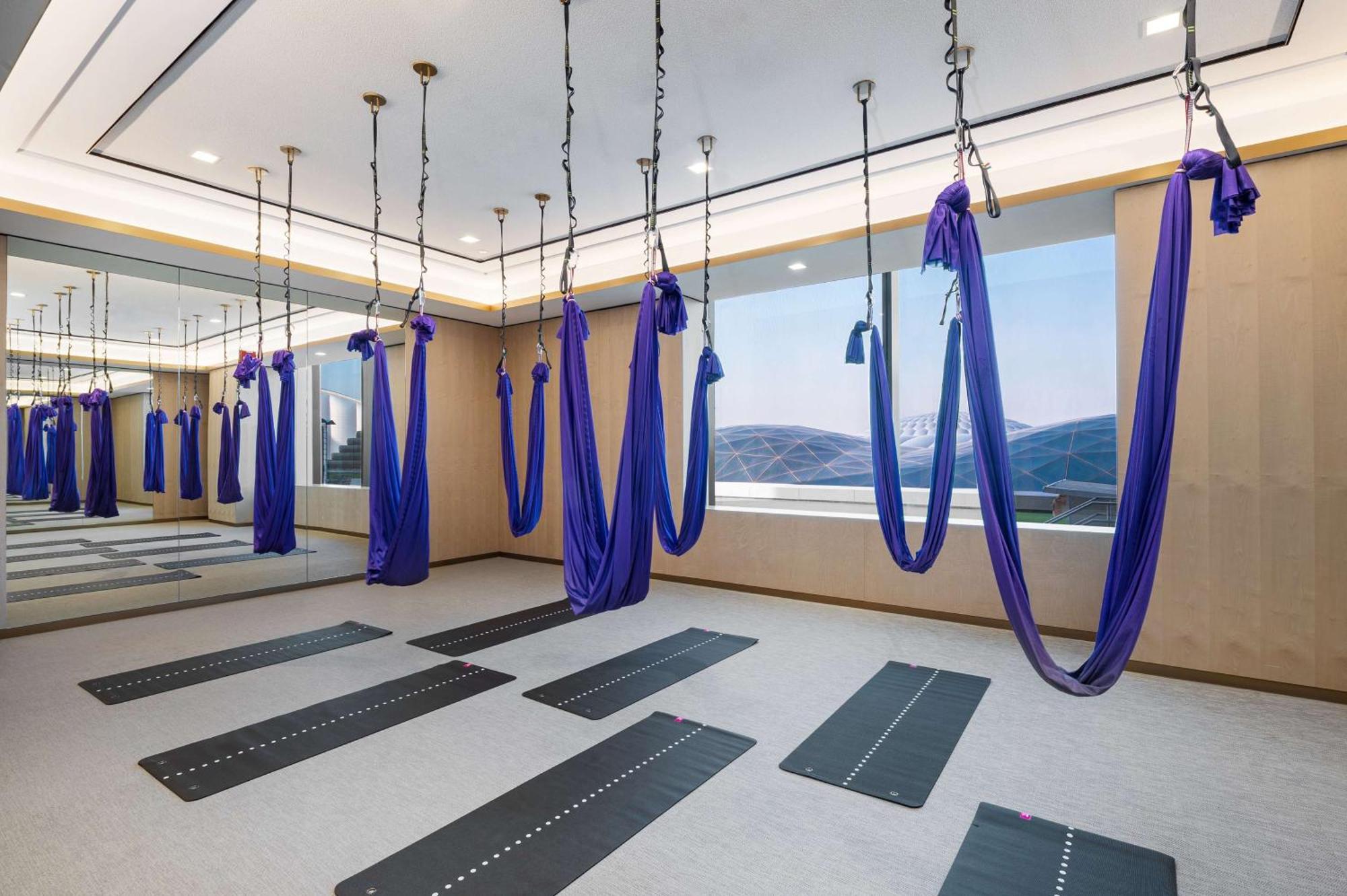 Waldorf Astoria Kuwait Hotel Kuwait City Exterior photo Aerial Yoga Studio